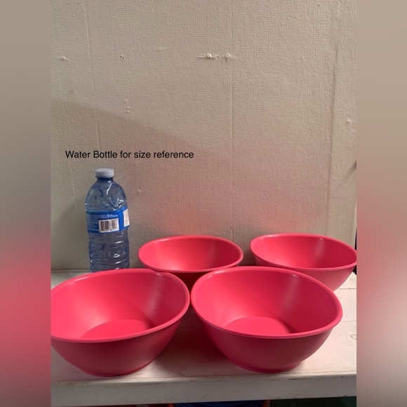 Tupperware Legacy Reheatable Large Bowl Set-Raspberry - Picture 5 of 5